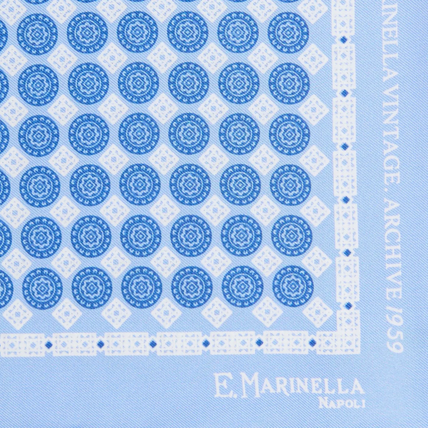 E.Marinella POCHETTE DA TASCHINO IN SETA STAMPATA A MANO AZZURRO Fantasia archivio 1959 Hot
