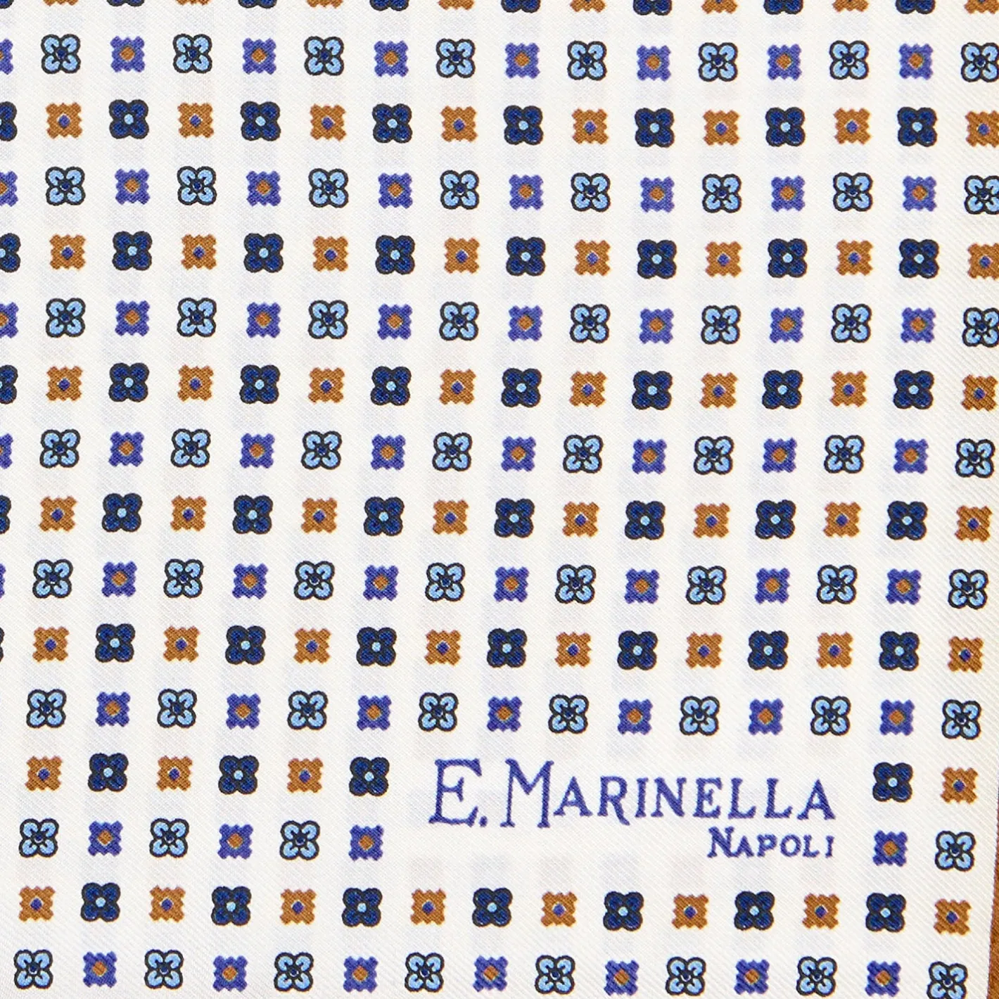 E.Marinella POCHETTE DA TASCHINO IN SETA STAMPATA A MANO BIANCA Microfantasia fiore Online