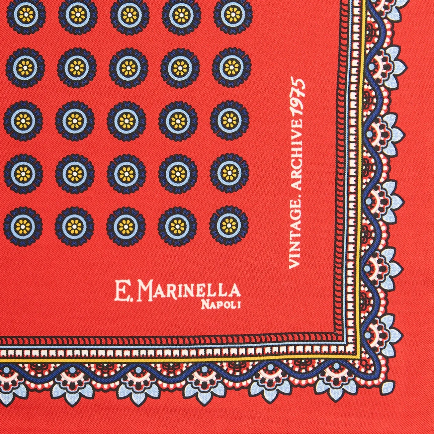 E.Marinella POCHETTE DA TASCHINO IN SETA STAMPATA A MANO ROSSA Fantasia archivio 1975 Best