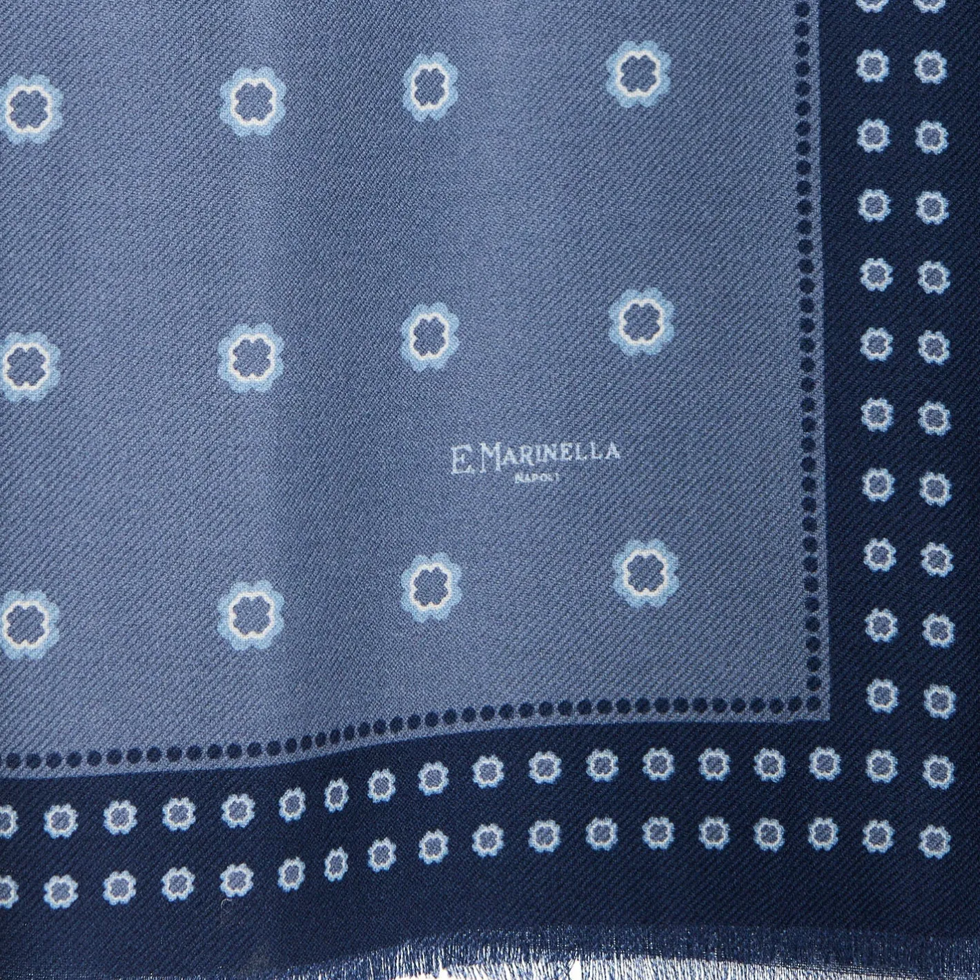 E.Marinella STOLA AZZURRO POLVERE IN LANA Decorazioni floreali Clearance